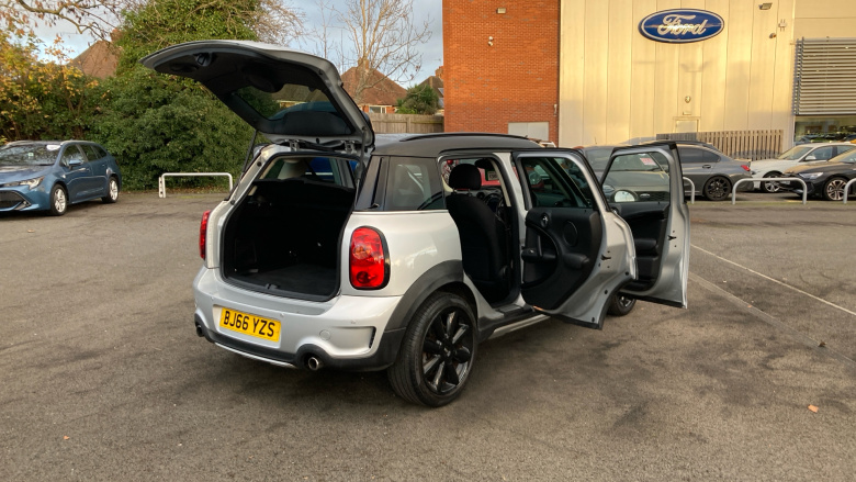 MINI Countryman 1.6 Cooper S ALL4 190 5dr Petrol Hatchback